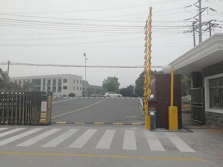 工廠車牌識別系統率低怎么解決？