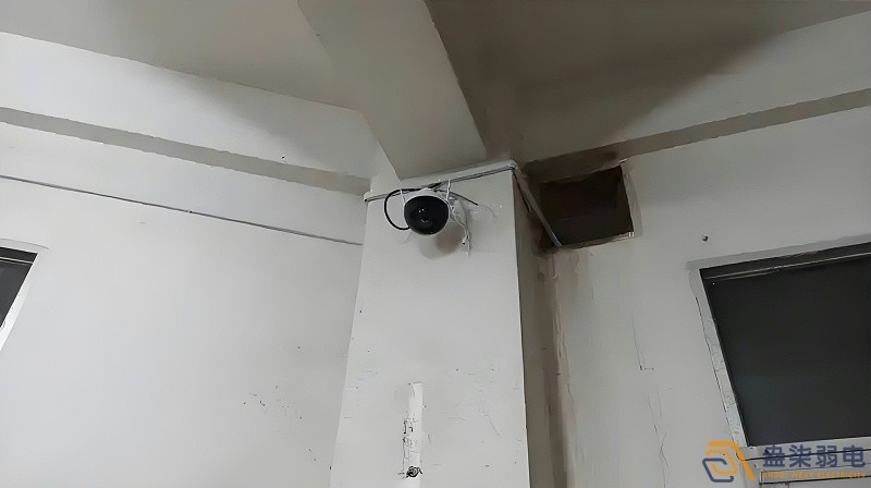 如何提高攝像頭的防塵效果？