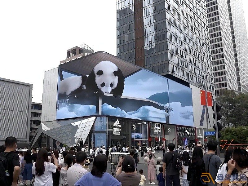 戶外裸眼3D大屏的p值由什么決定？